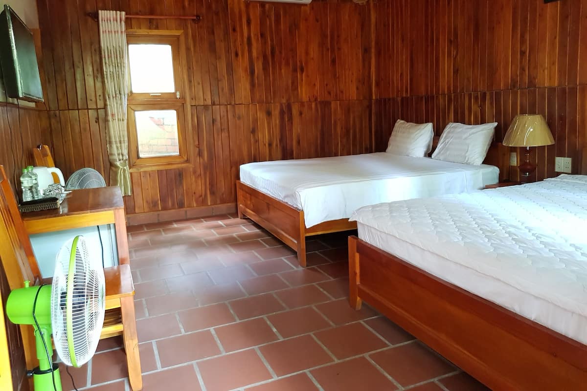 Minibar, két bảo mật tại phòng, bàn, phòng cách âm 