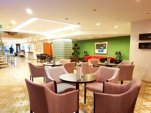 Lobby sitting area - Jura Hotels Mavi Sürmeli Adana  (Adana)