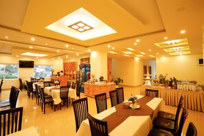 Food-Court