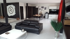 Family Suite | Living area