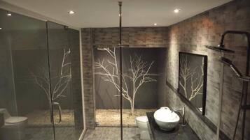 Deluxe Studio | Salle de bain | Douche