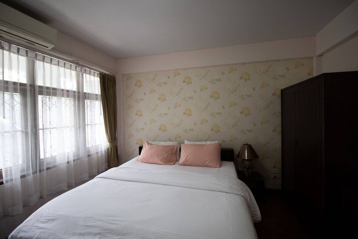 Standard Double Room | In-room safe, desk, rollaway beds, free WiFi