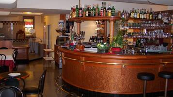 Bar (in der Unterkunft)