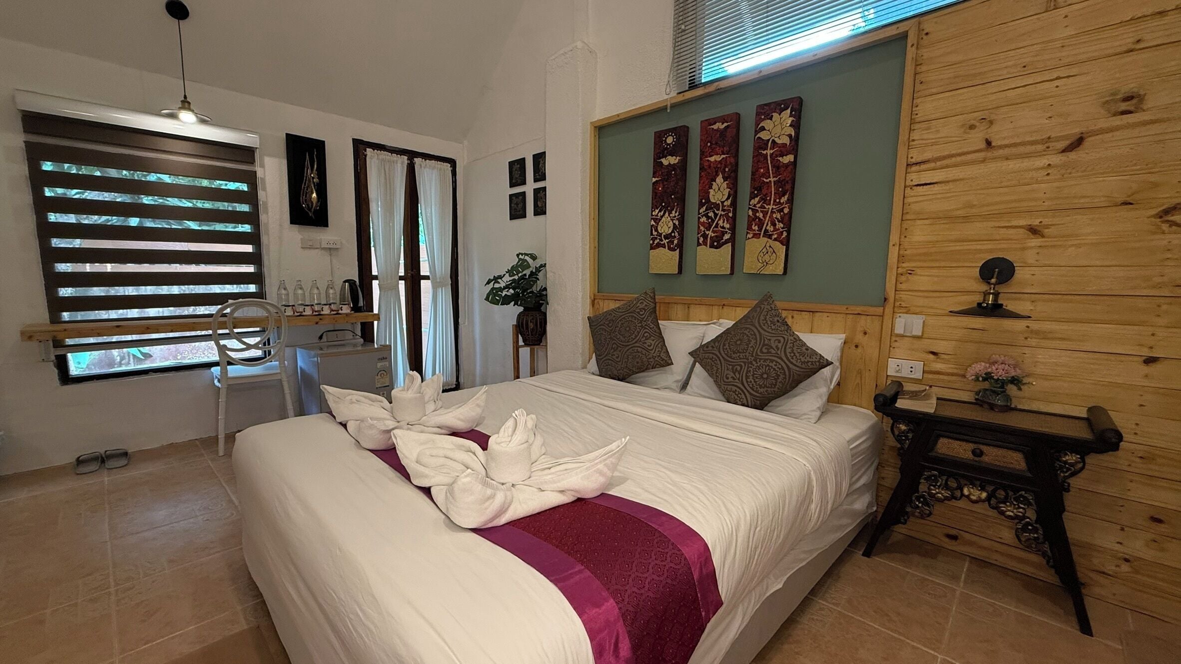 Two Bedrooms Suite | WiFi (無料)、ベッドシーツ