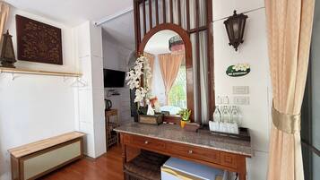 Triple Deluxe | Wohnbereich | LED-Fernseher