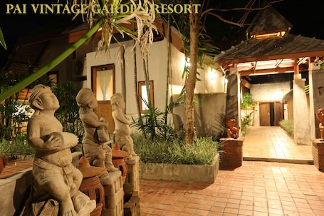 Interior. Pai Vintage Garden Resort