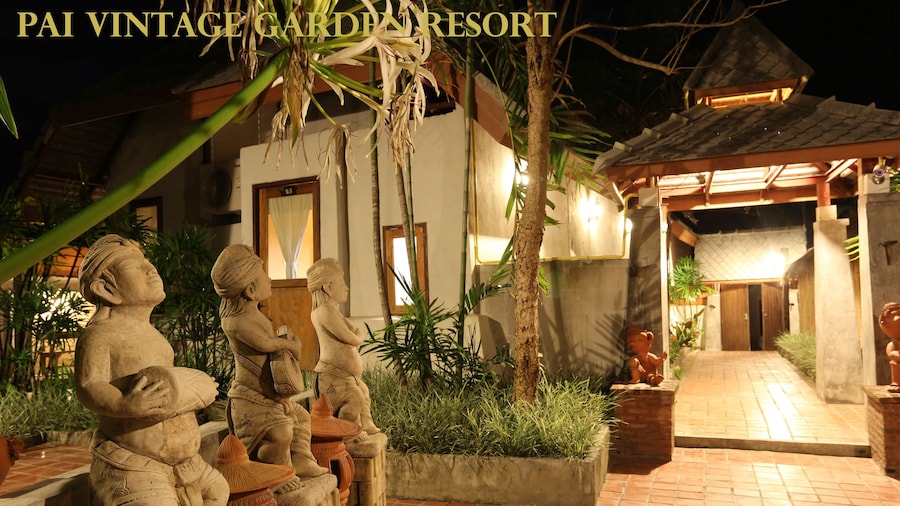Pai Vintage Garden Resort