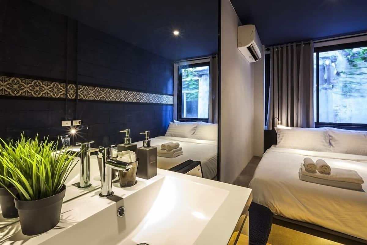 Wifi gratis y ropa de cama