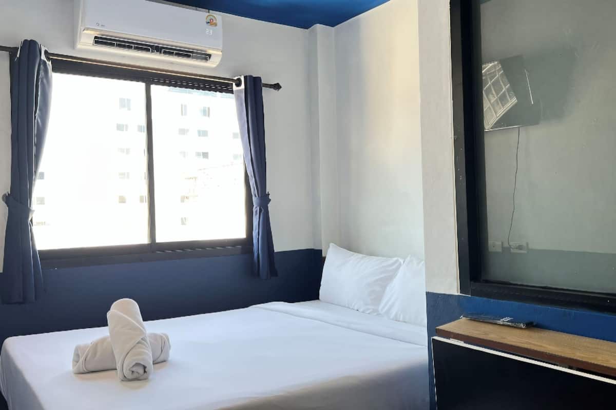 Budget Double Room | Wi-fi (inkludert) og sengetøy