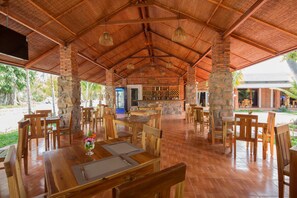 Se sirven desayunos, almuerzos y cenas