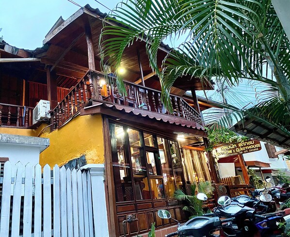 Front of property - Soutikone 1 Guesthouse (Luang Prabang)