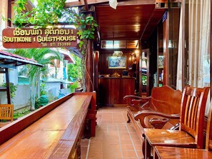 Reception - Soutikone 1 Guesthouse (Luang Prabang)