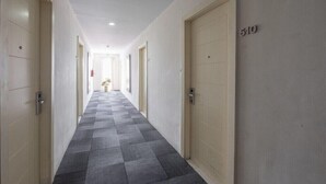 Interior - OYO 472 Hotel Asyra (Makassar)