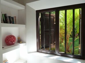 1 Schlafzimmer, Zimmersafe, Schreibtisch, Bügeleisen/Bügelbrett