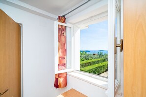 Apartment (Apartments Klis - Three Bedroom Apart) | 2 Schlafzimmer, hochwertige Bettwaren, kostenlose Babybetten