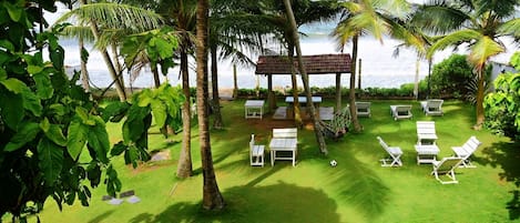 Utsikt mot trädgården