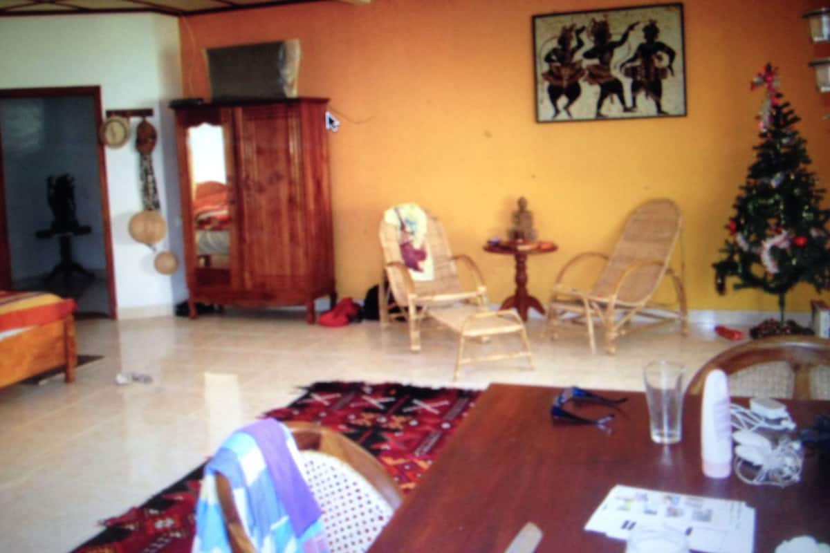 1 bedroom, desk, laptop workspace, blackout curtains