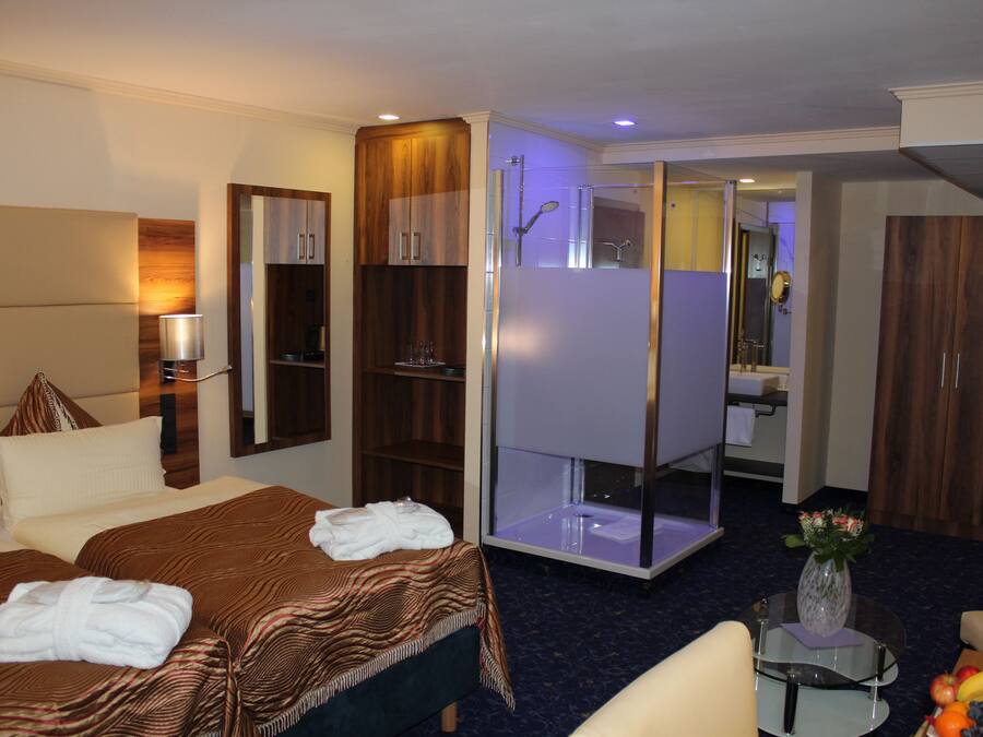 Standard Double or Twin Room | Premium bedding, minibar, in-room safe, desk