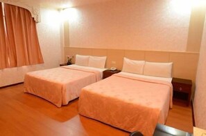 Quadruple Room | Desk, laptop workspace, free WiFi, bed sheets - The Prince Hotel (Tainan)