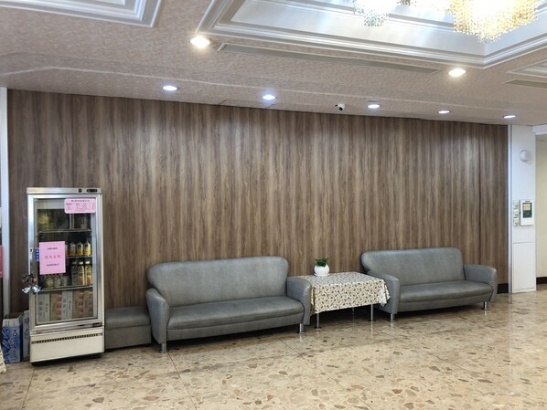 บริเวณนั่ง��เล่นที่ล็อบบี้