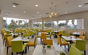 Restaurant - Desert Irus Hotel (Ramat Negev)