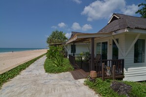 View from property - Nakara Long Beach Resort (Ko Lanta)