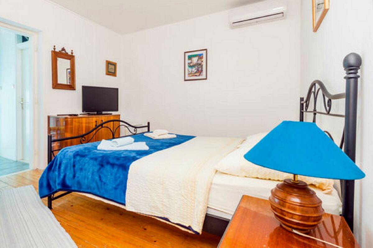 Double Room with Shared Terrace | Sängtillbehör av högsta kvalitet, gratis wi-fi och sängkläder