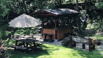 Suite, 1 grand lit et 1 canapé-lit (Studio Suite) | Aire de pique-nique/barbecue