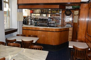 Bar (på overnattingsstedet)