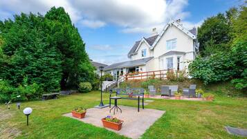 Signature House, Ensuite, Sea View | Terrace/patio