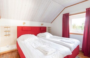 Suite, 2 Schlafzimmer | Schreibtisch, schallisolierte Zimmer, kostenloses Internet per Kabel