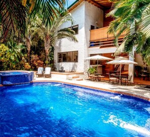 Exclusive-Villa, Gartenblick | Wohnbereich