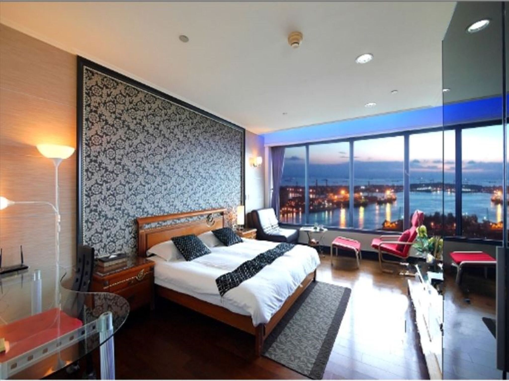 Premium bedding, down duvets, blackout curtains, soundproofing