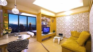 双人房 (with Street View) | 高档床上用品、羽绒被、遮光窗帘、隔音