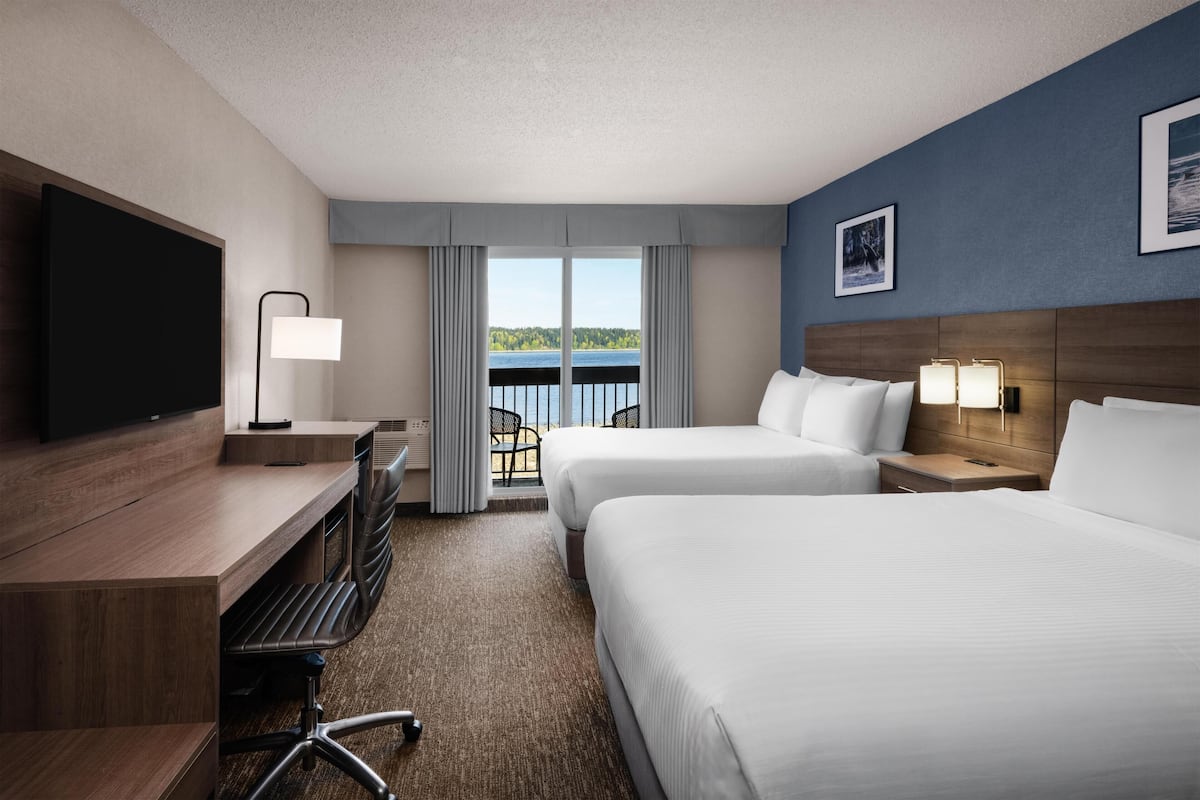 Standard Room, 2 Queen Beds, Balcony, Beachfront (Pet Friendly) | Iron/ironing board, free WiFi, bed sheets