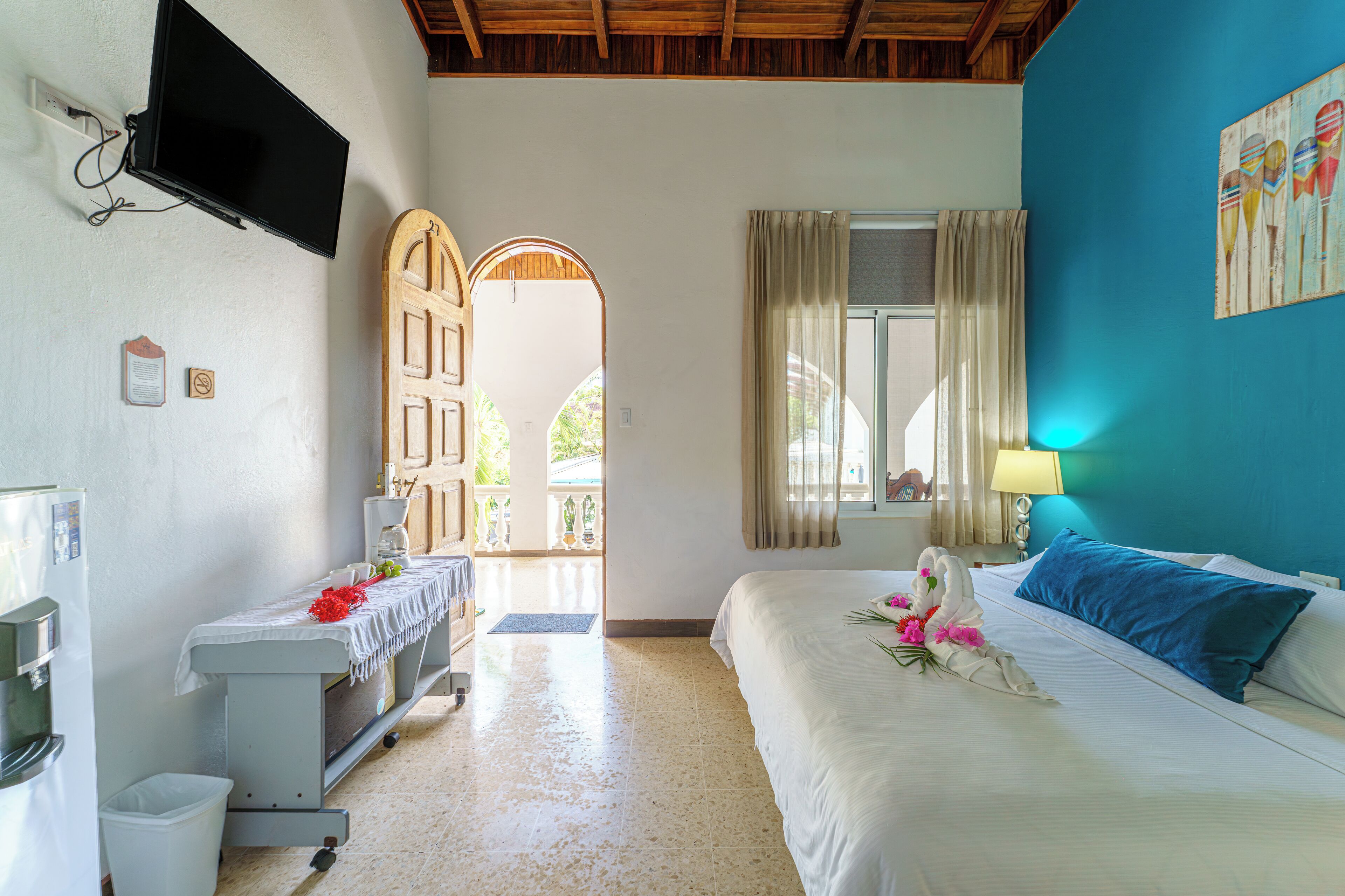 스탠다드 더블룸 | 고급 침구, 오리/거위털 이불, 필로우탑 침대, 미니바