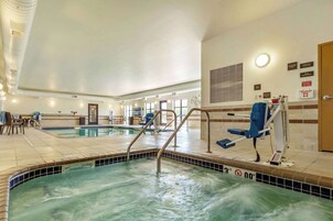 室内 SPA 浴缸