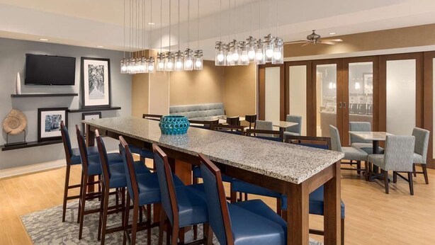 Dining - Hampton Inn Bartow (Bartow)