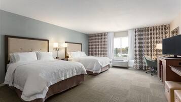 In-room safe, free cribs/infant beds, free WiFi, bed sheets