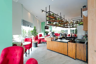 The Crew Hotel Kualanamu International Airport