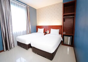 Habitación empresarial | Escritorio y wifi gratis 