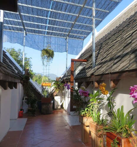 Namkhan Riverside Hotel