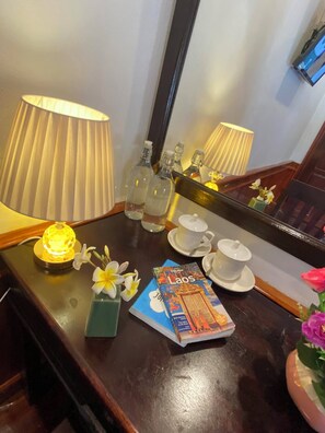 In-room safe, iron/ironing board, free WiFi - Golden Lotus Place (Luang Prabang)