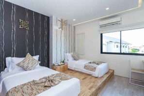 Superior Twin Room | In-room safe, individually decorated, desk, blackout drapes - Le Pure Hotel Chiangmai (Chiang Mai)