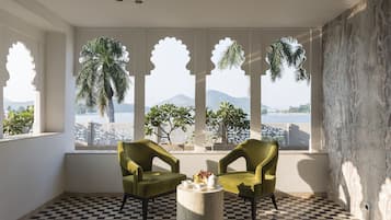 Suite | Balcony