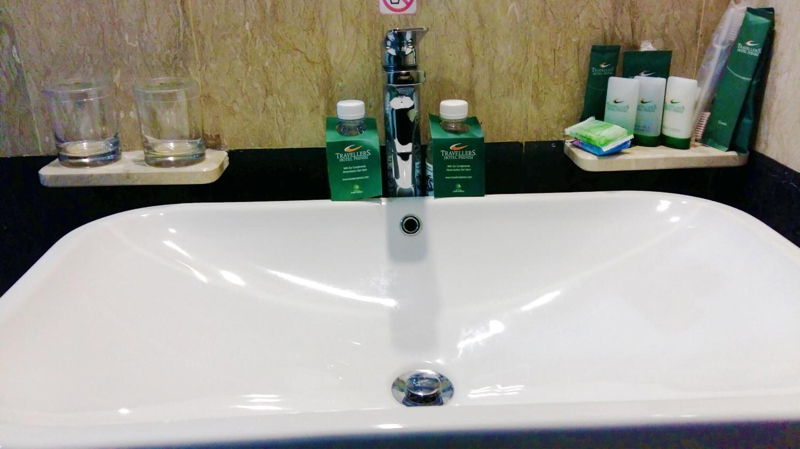 Photo - Travellers Hotel Phinisi