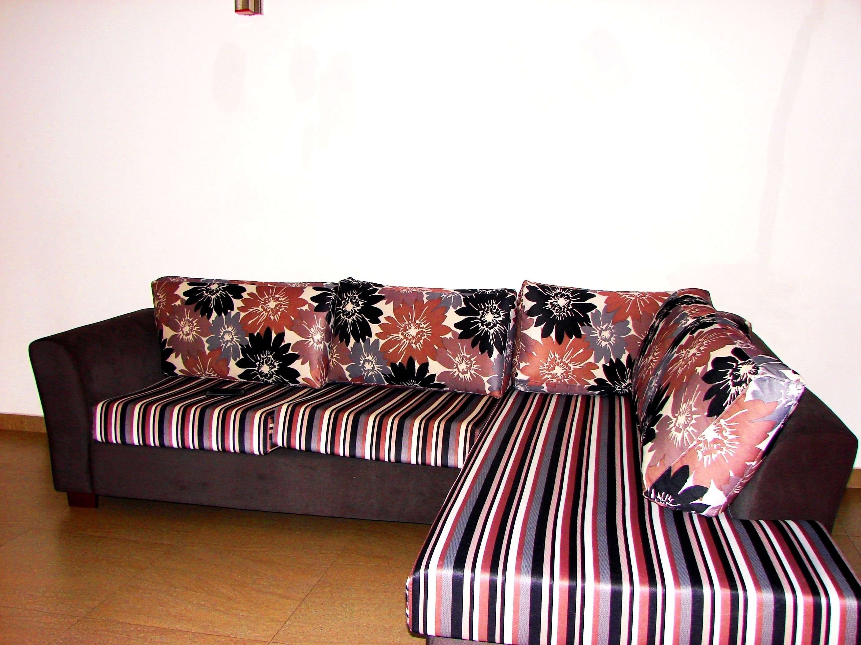 luxury apartment, 2 bedrooms, city view | living area | flat-screen tv