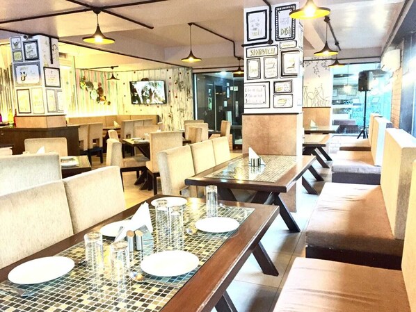 Almoço e jantar, culinária internacional