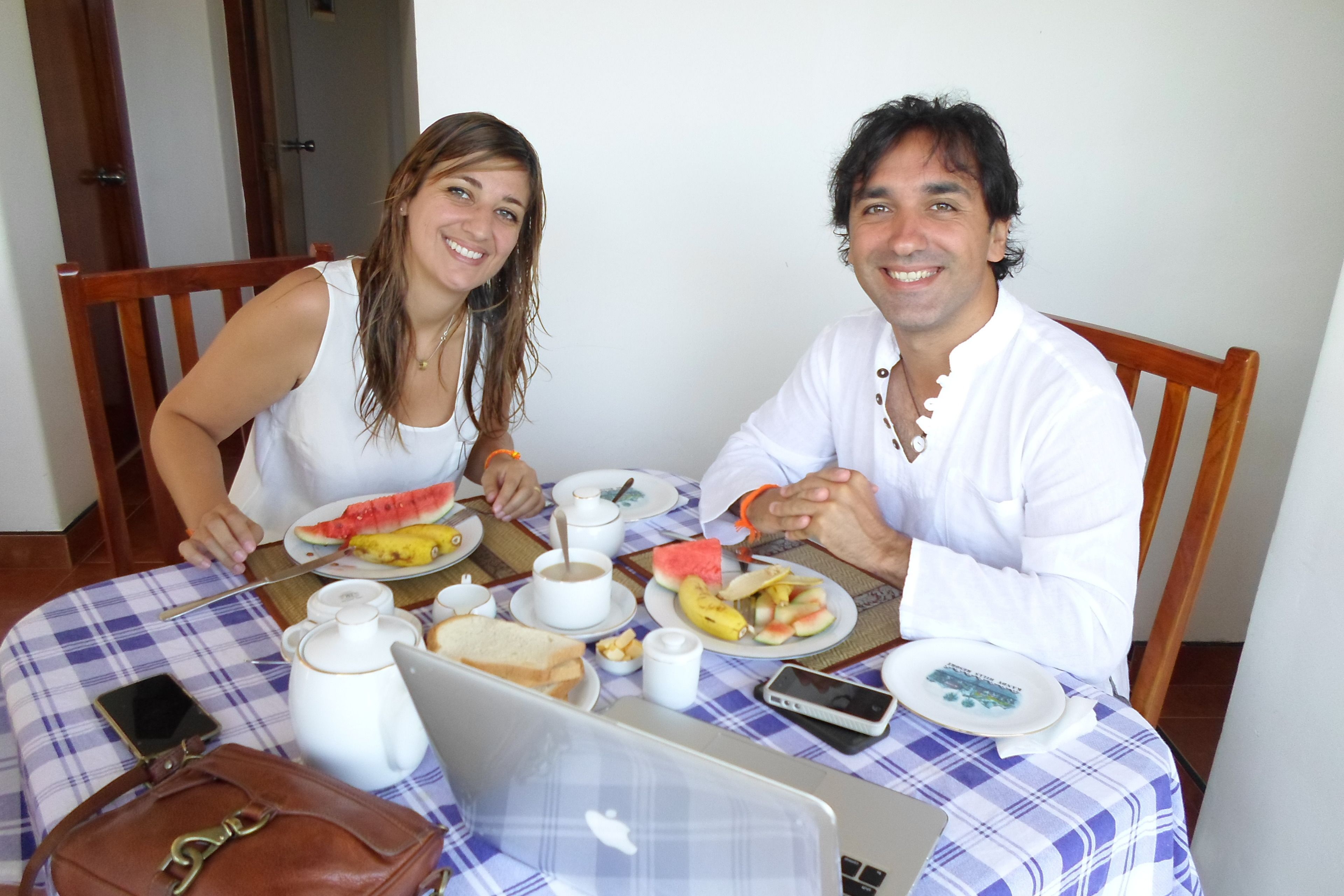 free daily english breakfast