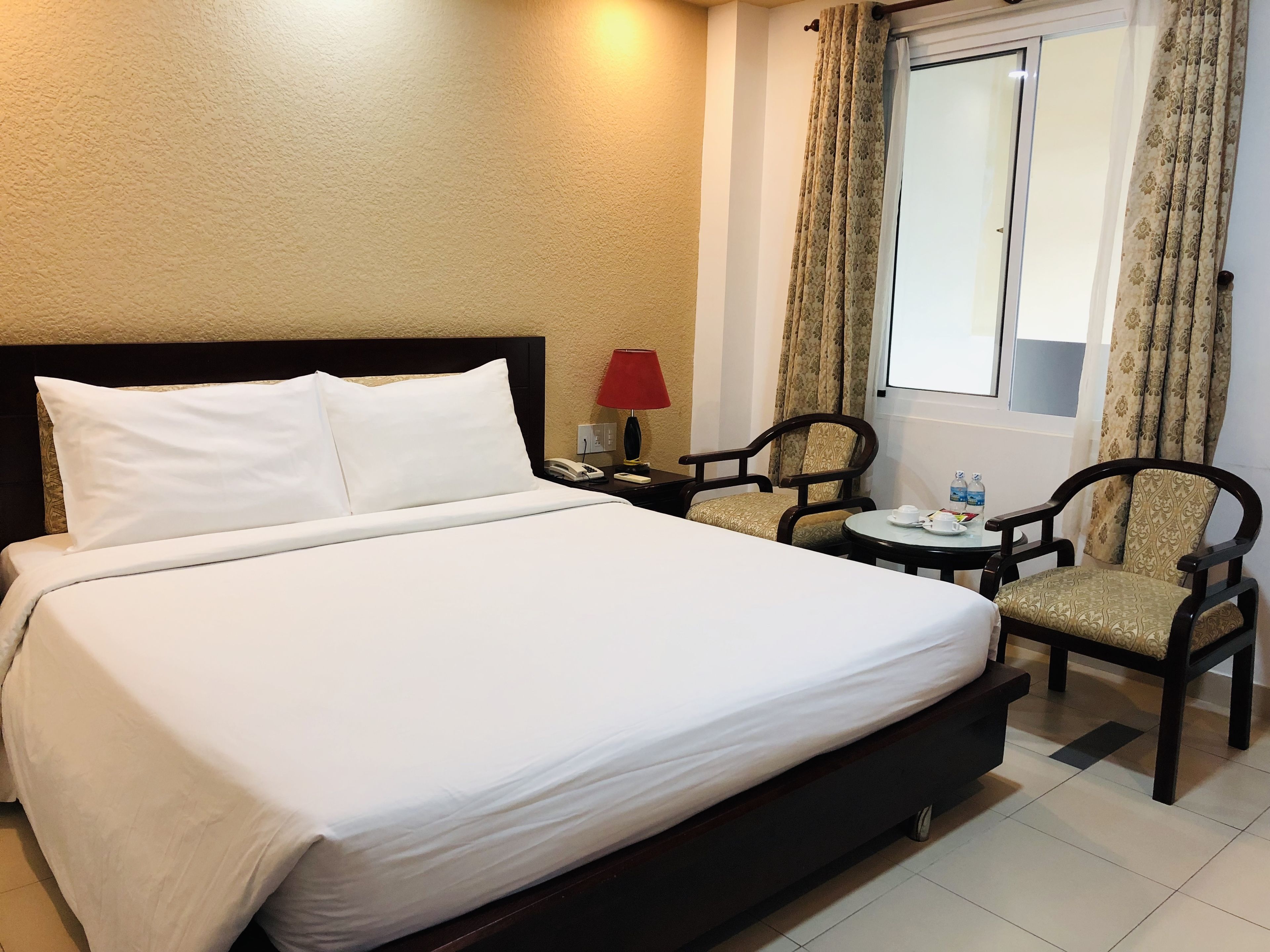 superior double room | minibar, in-room safe, desk, blackout curtains